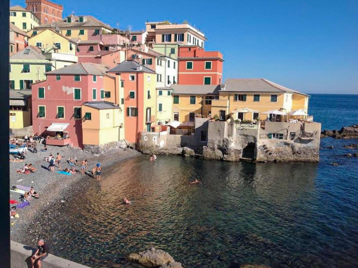 Casa Sulla Spiaggia Di Boccadasse Genoa Bagian luar foto