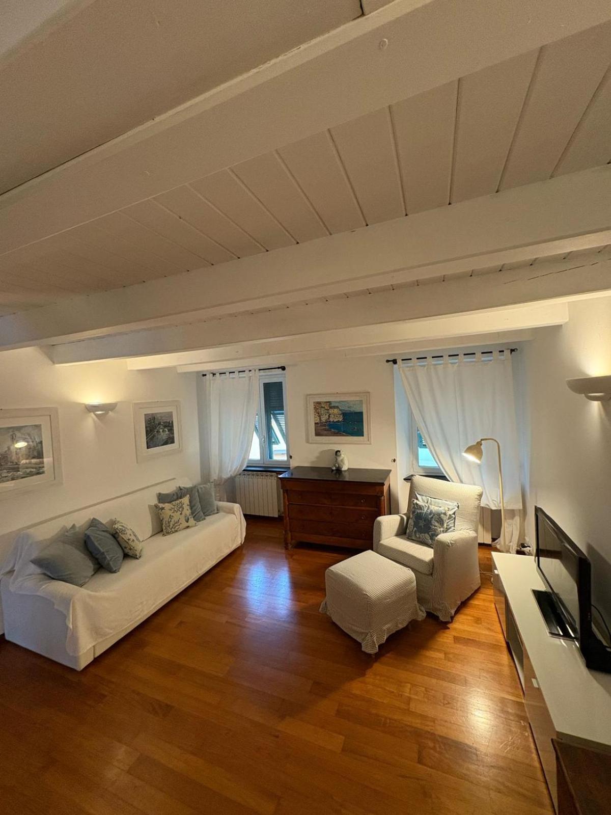 Casa Sulla Spiaggia Di Boccadasse Genoa Bagian luar foto