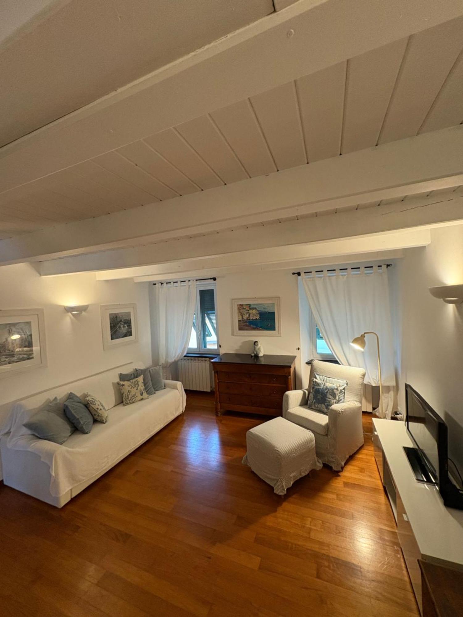 Casa Sulla Spiaggia Di Boccadasse Genoa Bagian luar foto